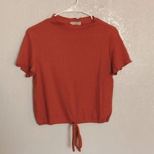 Waffle knit shirt with tie